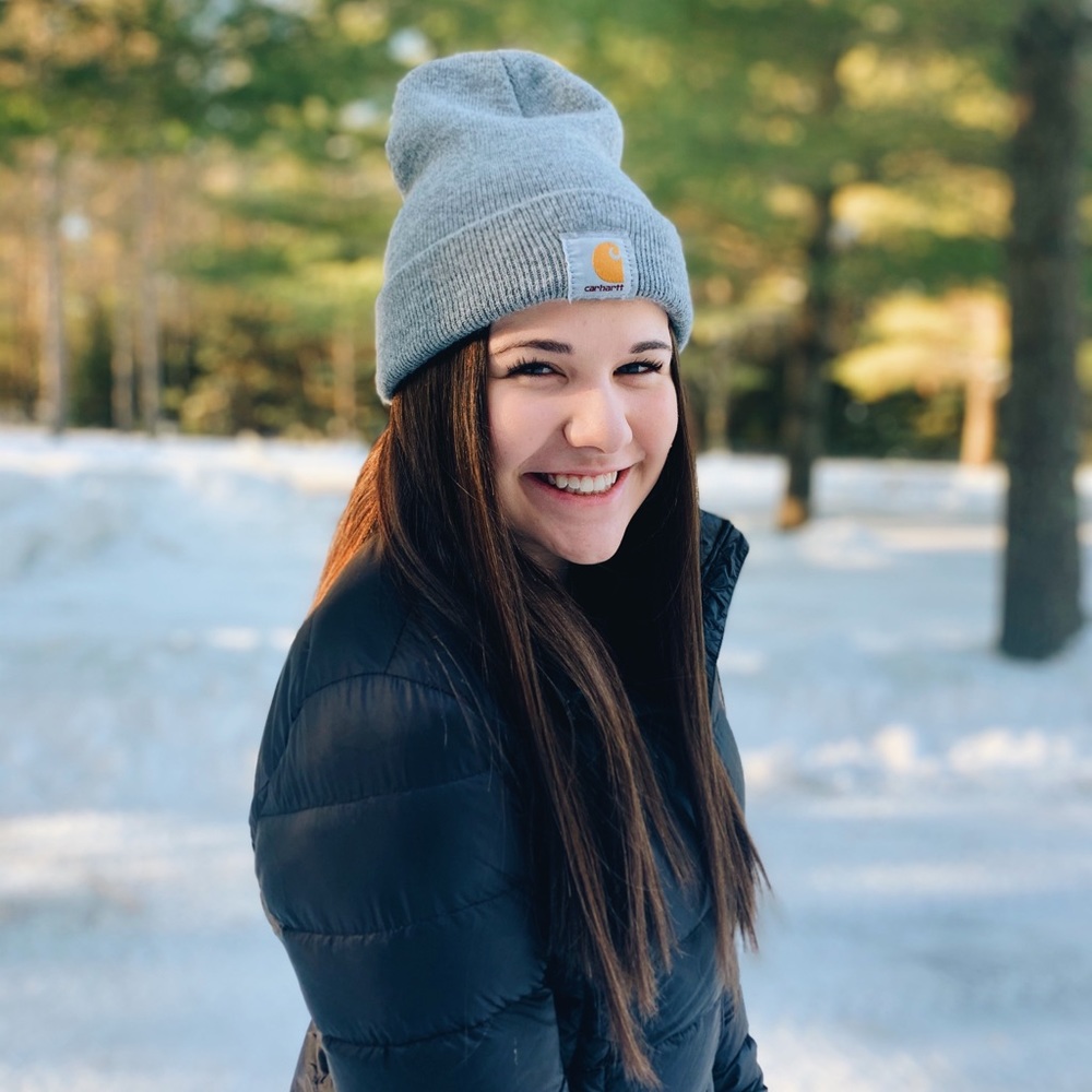 Meet your Posher, Madelyn